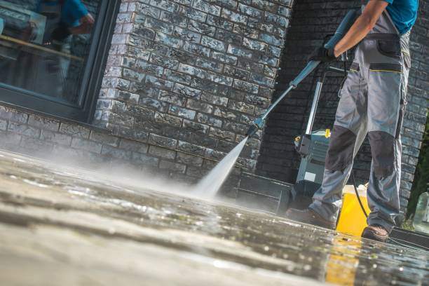 Professional Pressure Washing Services in Cutler, CA